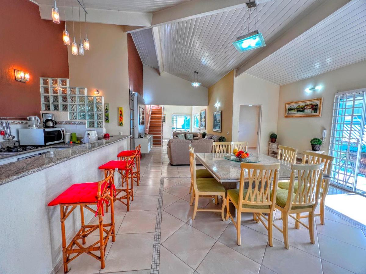 Mansao Azul Bed & Breakfast คารากัวตาตูบา ภายนอก รูปภาพ